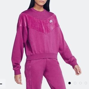 Nike Velour Accent Crewneck Sweatshirt Magenta Sz M